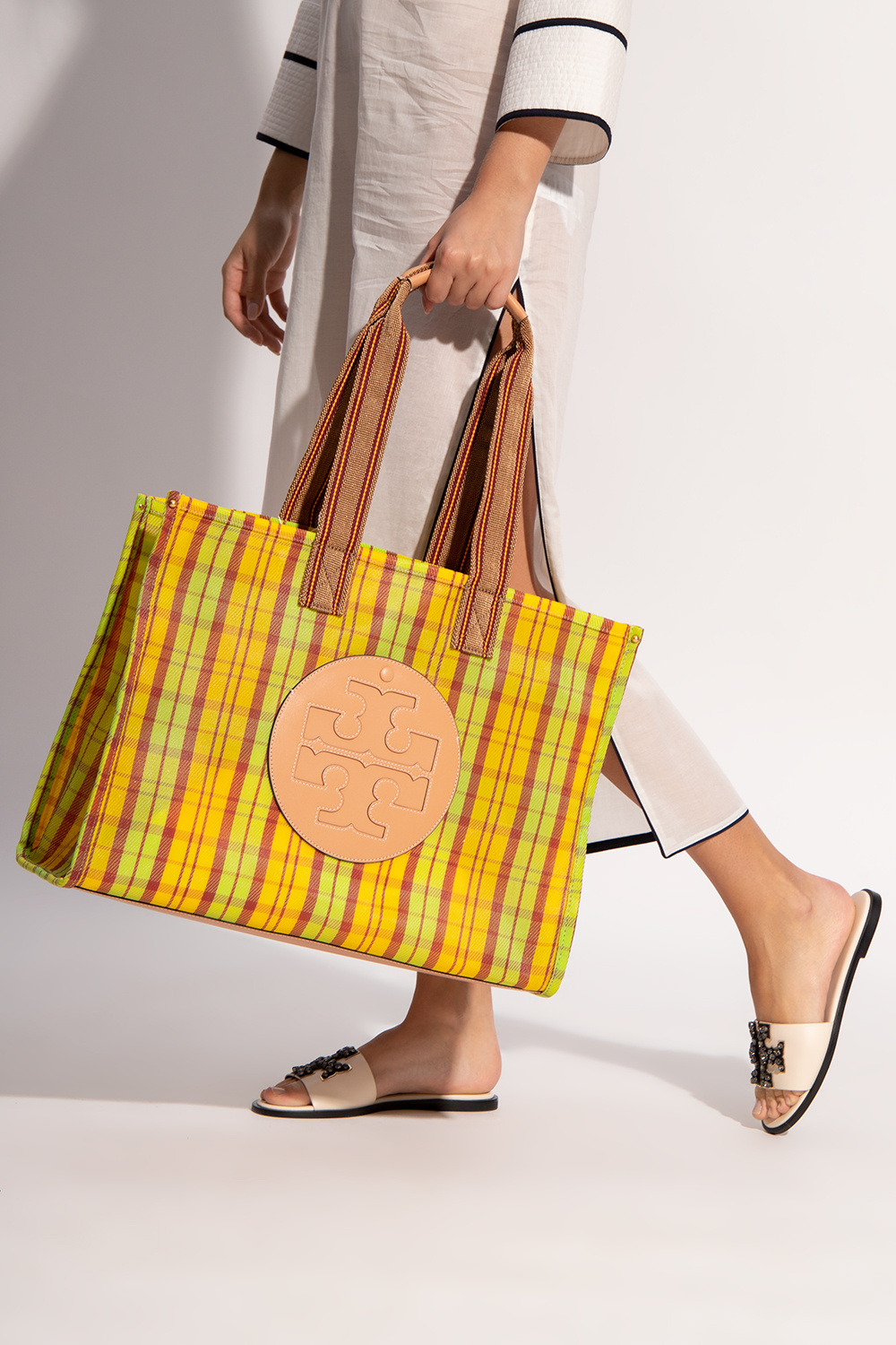 IetpShops Germany - 'Ella Mesh Market' shopper bag Tory Burch - One pocket  with tightening strap at the front of the bag