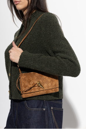 Shoulder bag ‘andiamo’ od Bottega Veneta