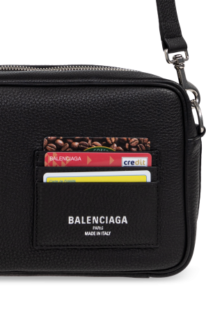 Balenciaga Bolso bandolera de cuero "Credit"