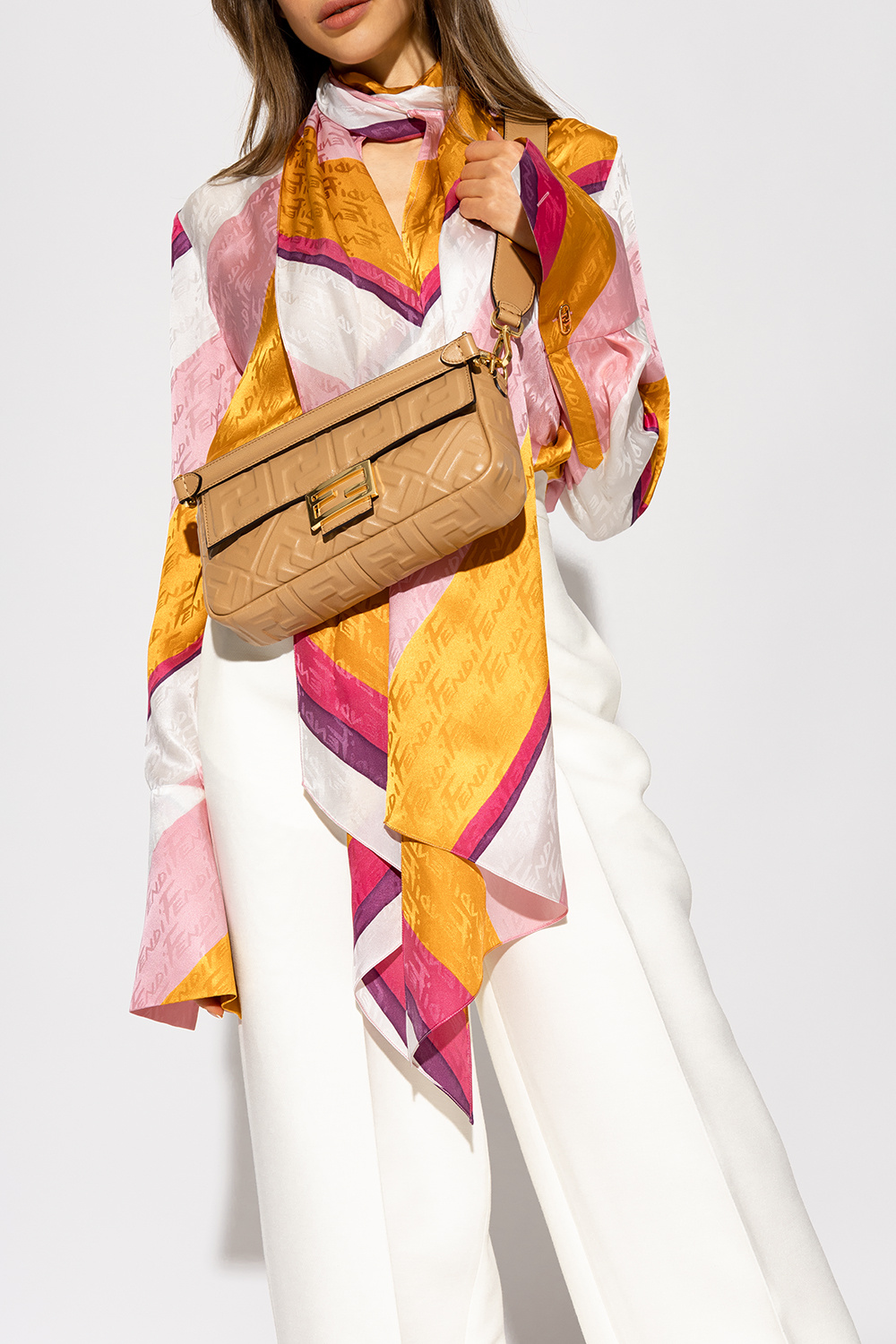 fendi contrasting-panel ’Baguette Medium’ shoulder bag