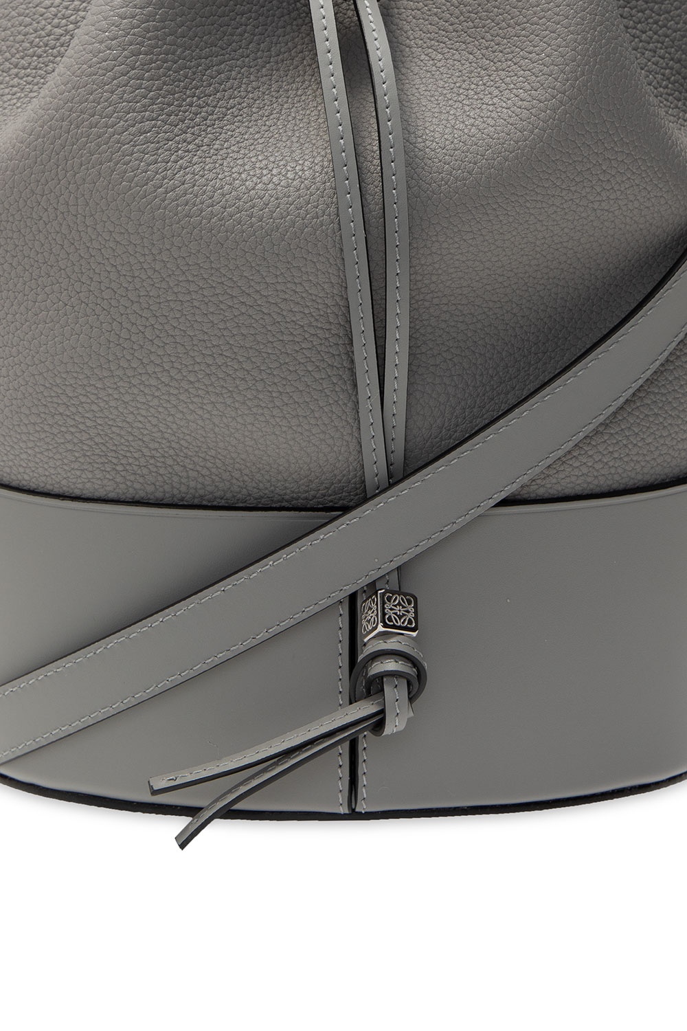 Loewe Bucket bag