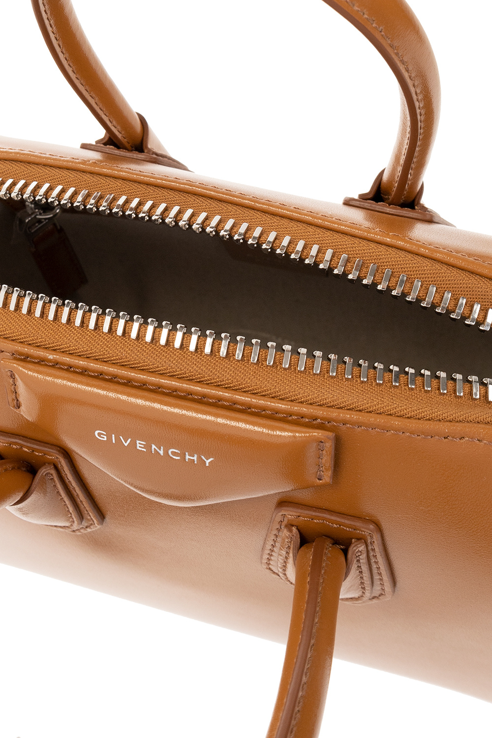 Givenchy ‘Antigona Mini’ shoulder bag