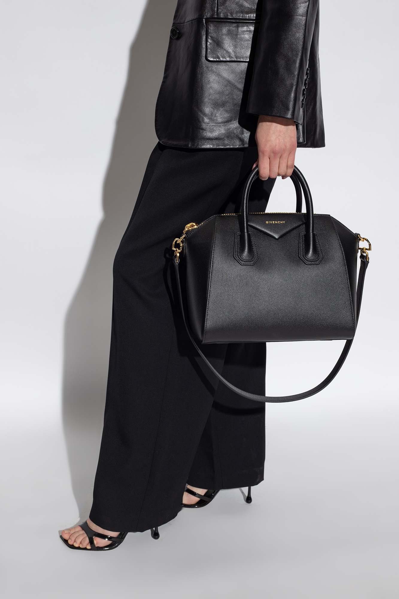 Givenchy ‘Antigona Small’ shoulder bag