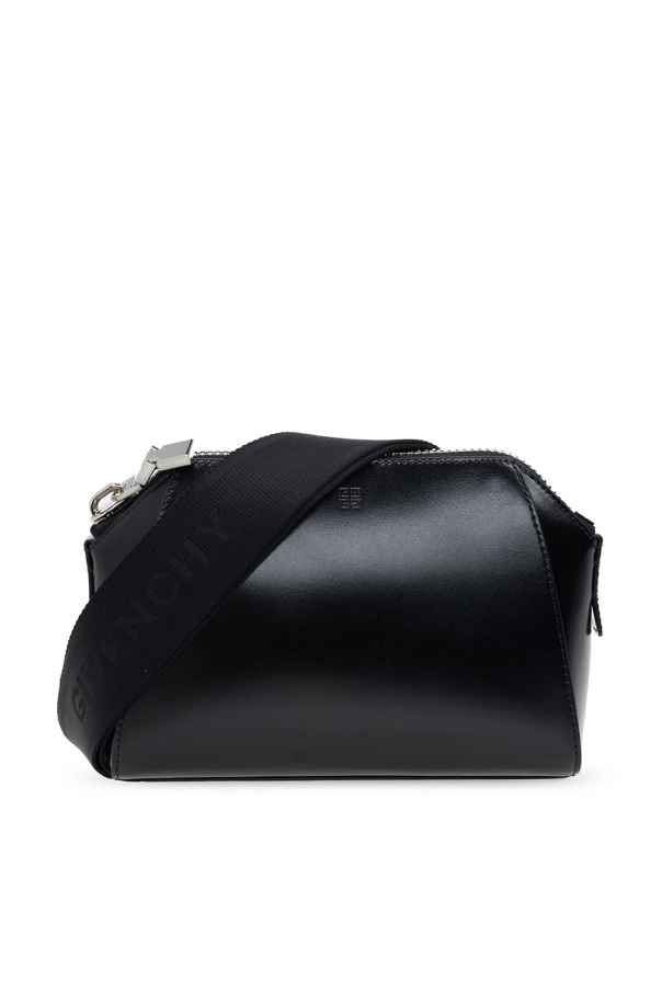 The Givenchy Antigona Soft Large Bag od Givenchy