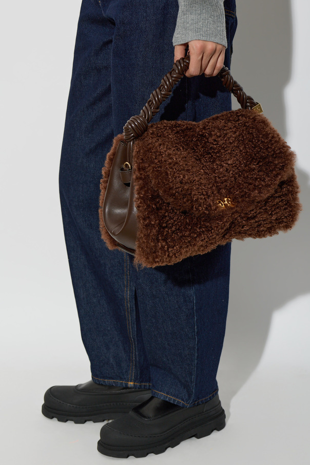 Ganni Bolso peludo con logo