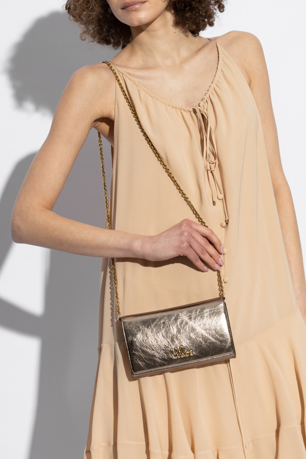 Chloé Cartera en cadena Iconic