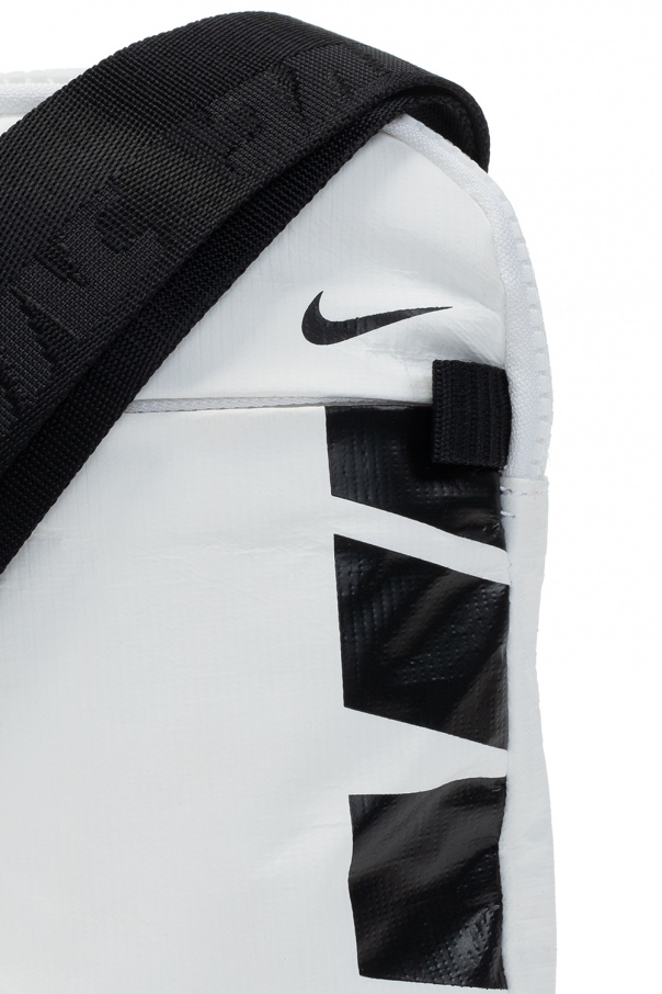Strapped pouch Nike - Vitkac Spain