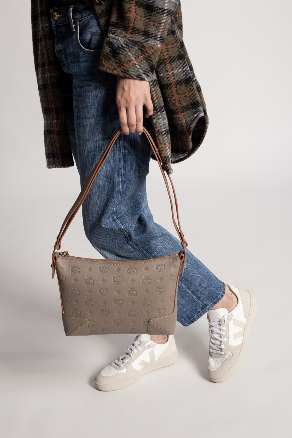 mcm klara shoulder bolsa