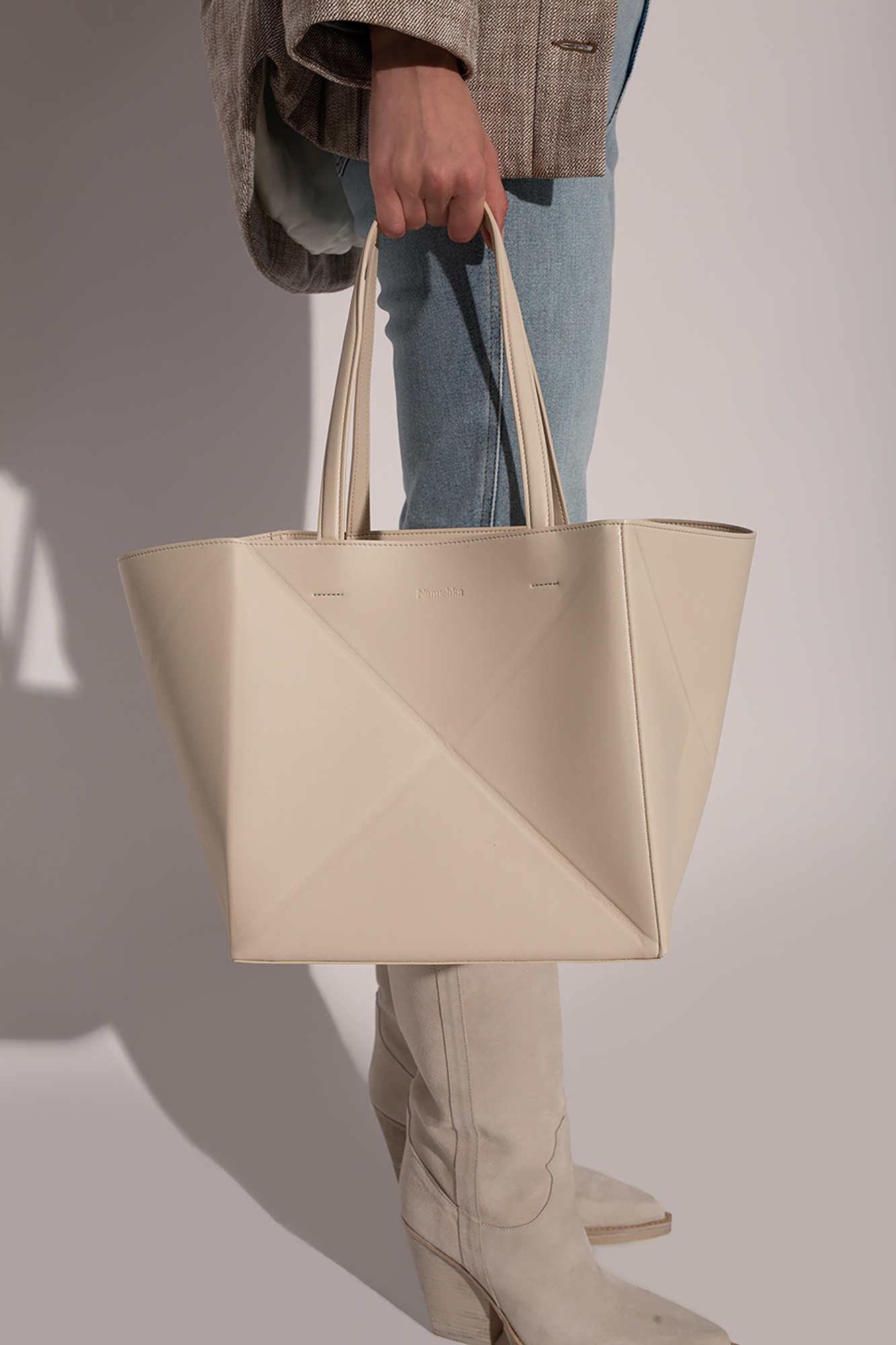 Nanushka ‘The Origami’ shopper A23FR06 bag