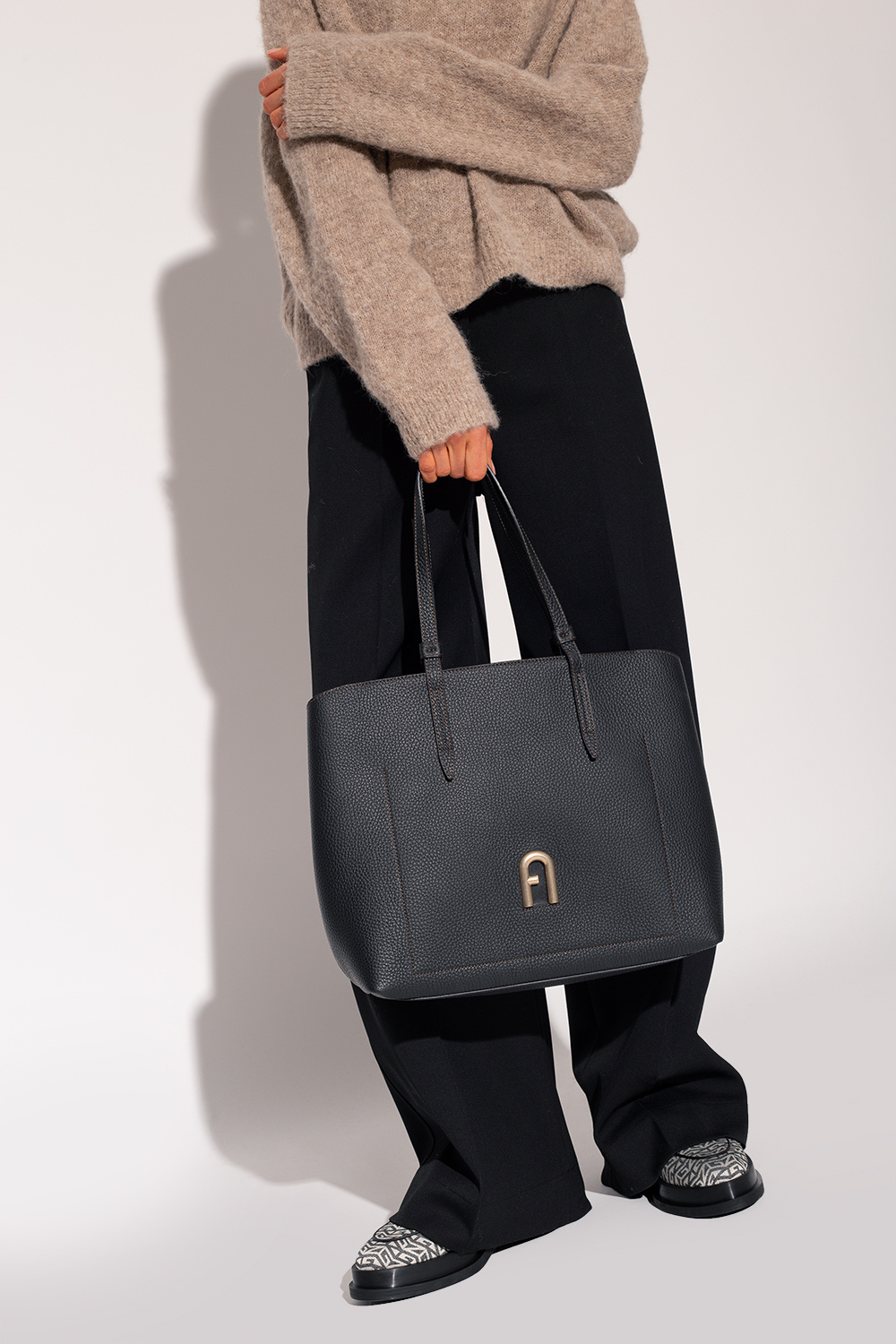 Themoir ruched faux leather tote bag