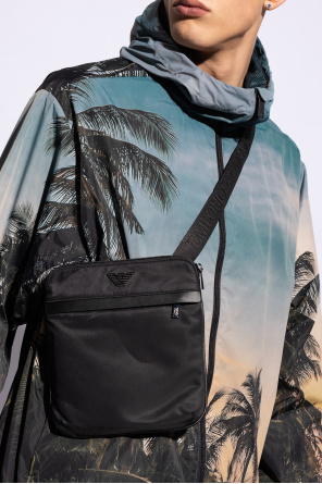 ‘sustainability’ collection shoulder bag od Emporio Armani