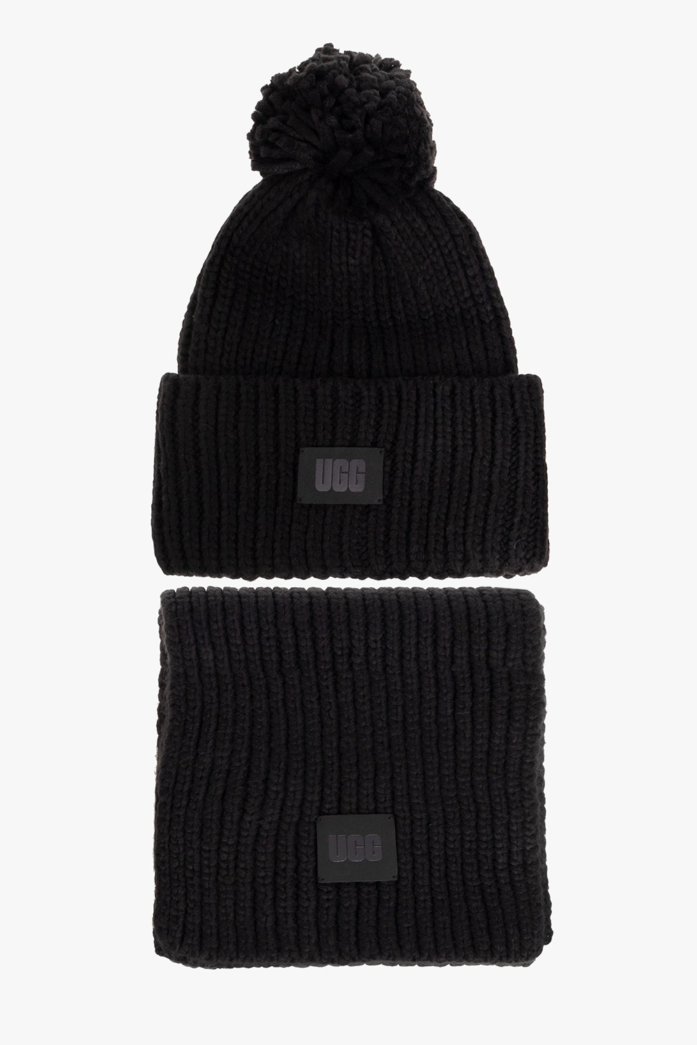 UGG Beanie & scarf set