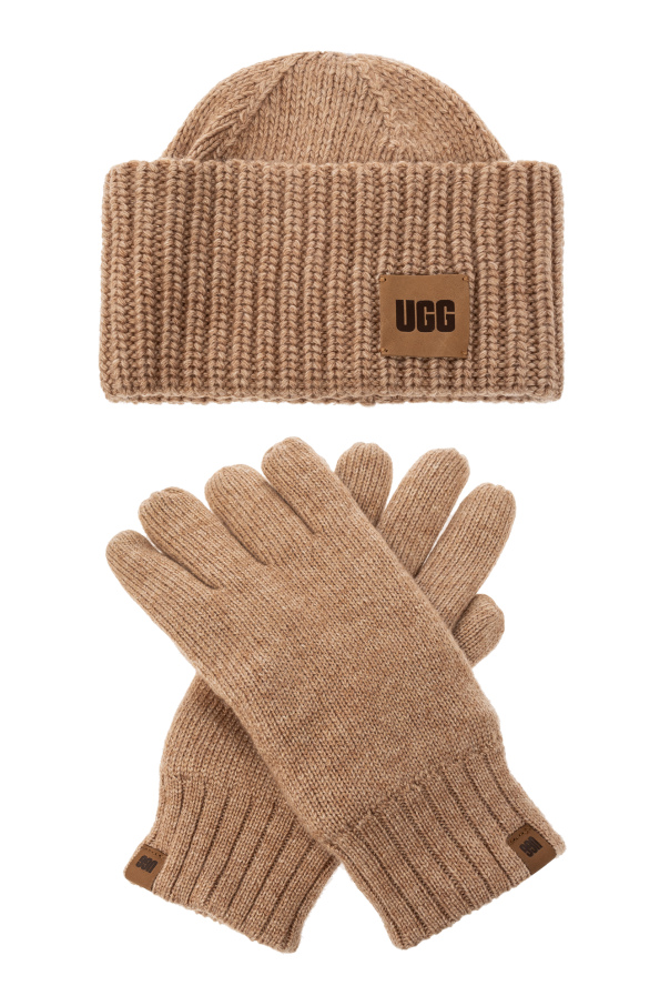 UGG Beanie & gloves set