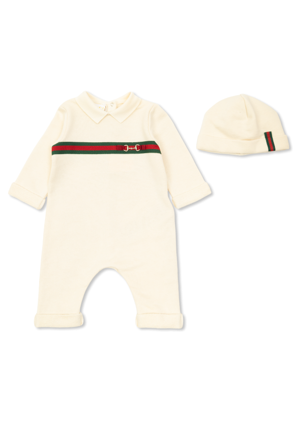 Baby set: sleepsuit and hat od Gucci Kids