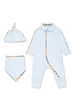 Baby-Set: Strampler, Lätzchen und Mütze