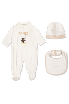 Baby set: sleepsuit, hat and bib